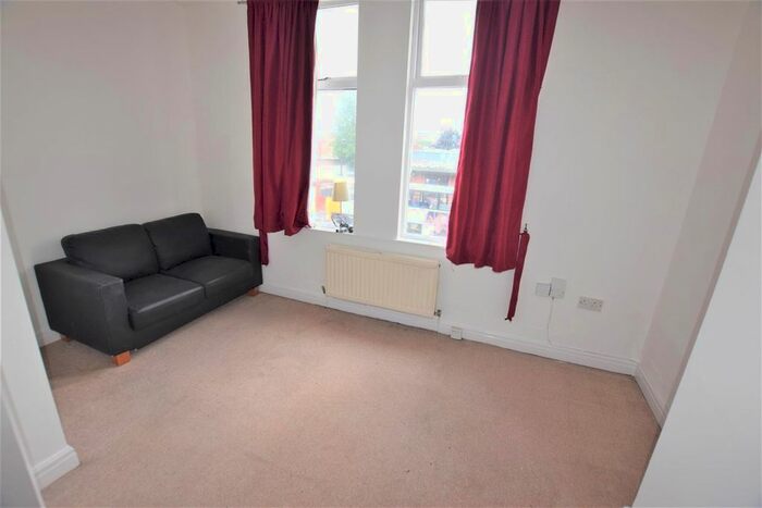 1 Bedroom Flat To Rent In Barlow Moor Road, Chorlton Cum Hardy, Manchester, M21
