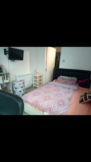 Studio To Rent In Old Dover Road, CT1