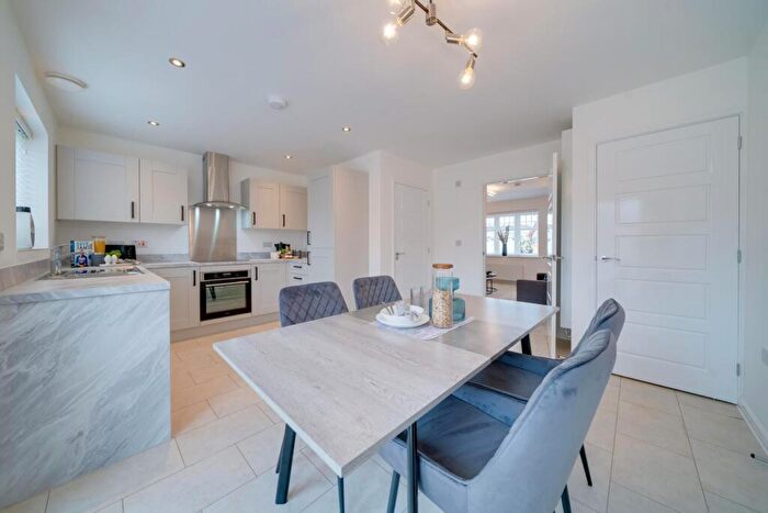 3 Bedroom Semi-Detached House For Sale In Bleachcroft Way, Barnsley, S70