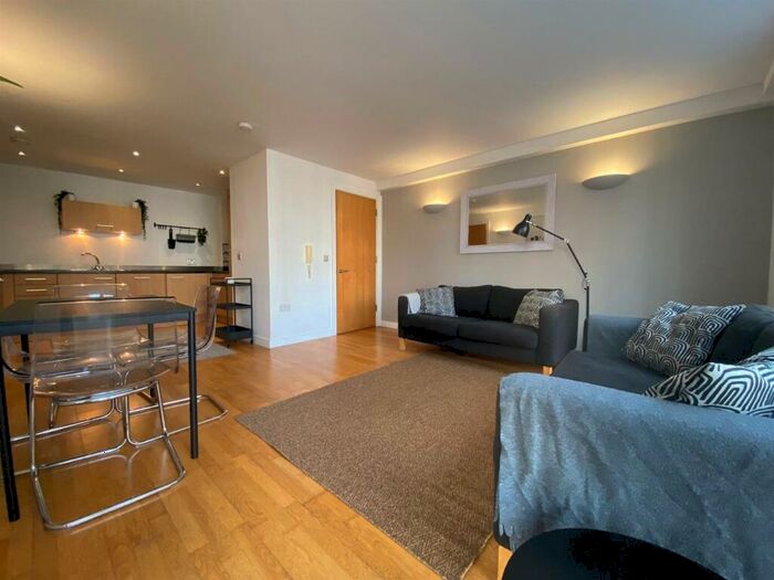 2 Bedroom Apartment To Rent In The Nile, City Road East, Manchester, M15