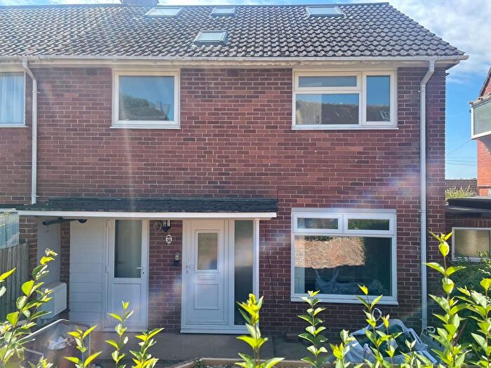 6 Bedroom Semi-Detached House To Rent In Elizabeth Avenue, Exeter, EX4