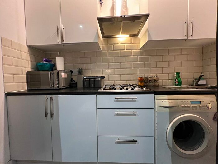 1 Bedroom Flat To Rent In Ingleby Road, Ilford, IG1