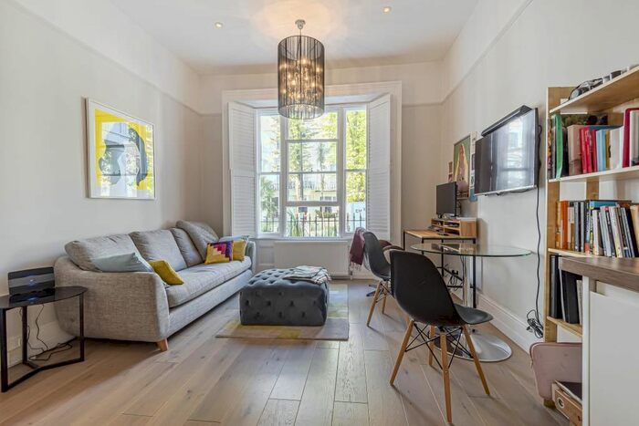 2 Bedroom Flat To Rent In Moorhouse Road, Bayswater, W2