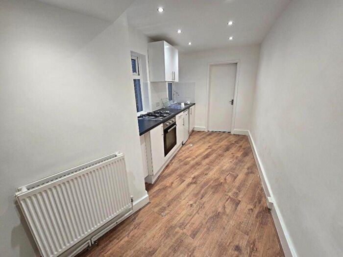 Studio To Rent In Harrow Road, London, NW10