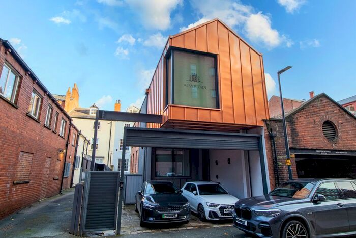 2 Bedroom Town House To Rent In St. Pauls Street, Leeds, LS1