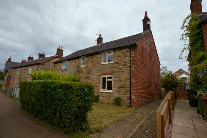 2 Bedroom Cottage To Rent In Middle Street, Croxton Kerrial, NG32