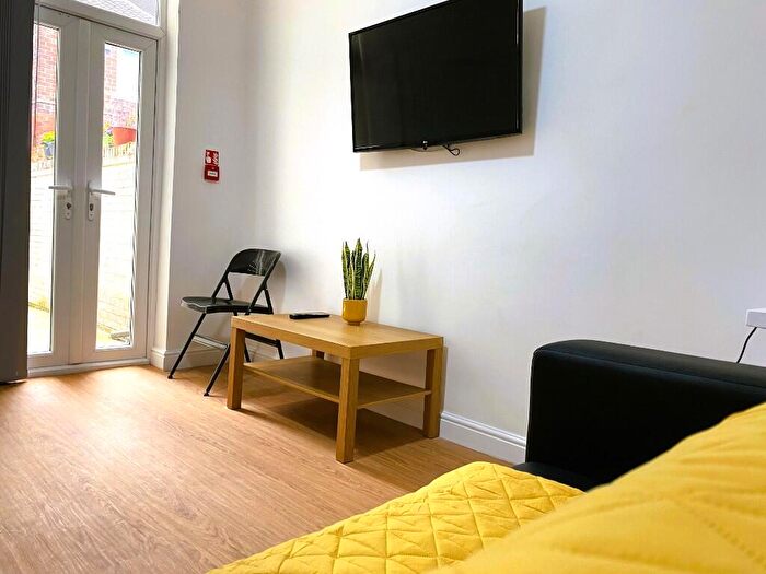 5 Bedroom Terraced House To Rent In Saxony Road, Liverpool, Merseyside, L7