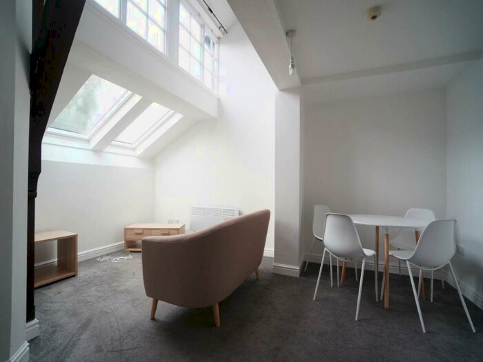 1 Bedroom Flat To Rent In Tabernacle Chapel, Bangor, LL57