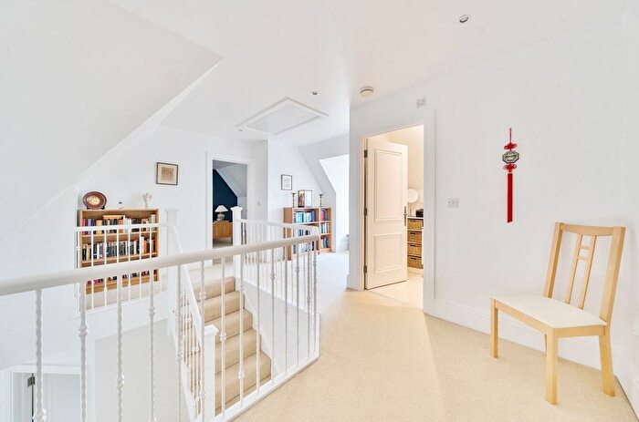 5 Bedroom Detached House For Sale In Culverden Down, Tunbridge Wells, TN4