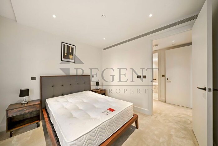 1 Bedroom Flat For Sale In Cassini Apartments, Cascade Way, W12