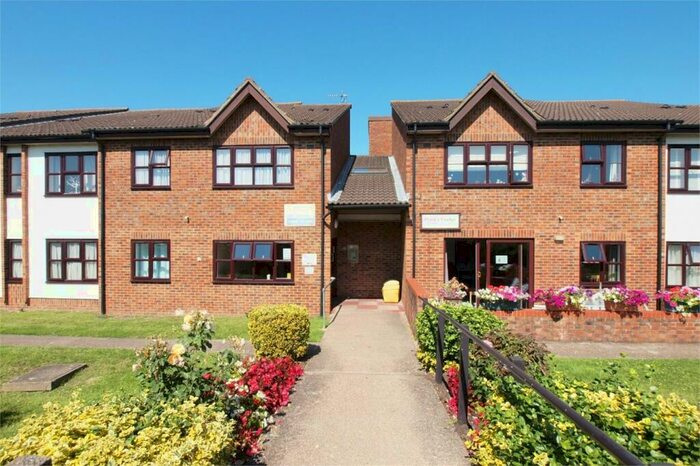 Retirement Property To Rent In Glebe Way, West Wickham, BR4