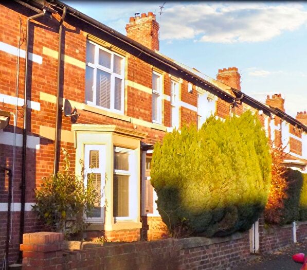 6 Bedroom Terraced House For Sale In Beech Grove, Forest Hall, Newcastle Upon Tyne, NE12