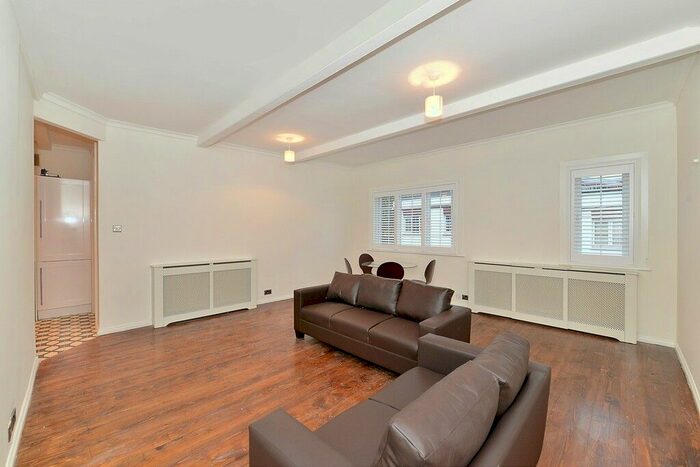 2 Bedroom Flat To Rent In Ranelagh Gardens, Fulham, SW6
