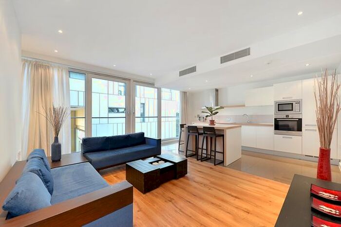 2 Bedroom Flat To Rent In Grosvenor Waterside, Chelsea, SW1W