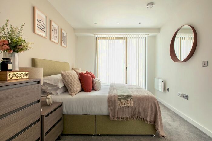 2 Bedroom Flat To Rent In Botanica, Chester Road, Manchester, M15