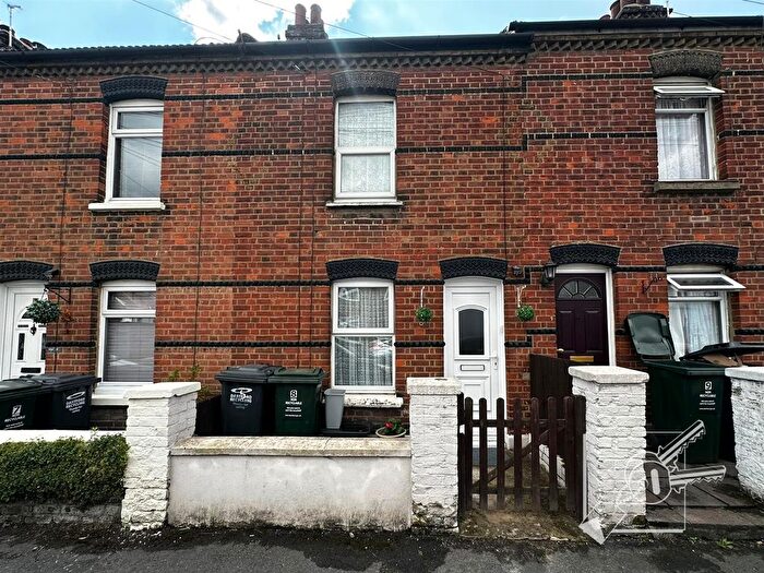 2 Bedroom Terraced House To Rent In Herbert Road, Swanscombe, DA10