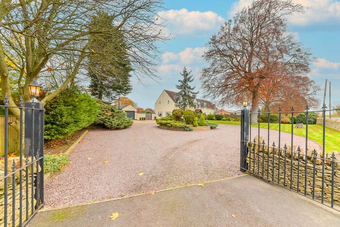 4 Bedroom Semi-Detached House For Sale In High Dyke, Harrowby, Grantham NG31