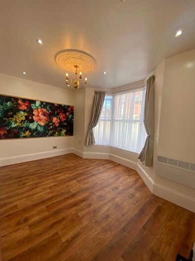 Studio To Rent In Carlyle Road, Birmingham, B16