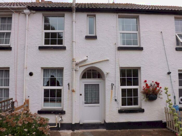 2 Bedroom Cottage To Rent In Brunswick Place, Dawlish, Devon, EX7