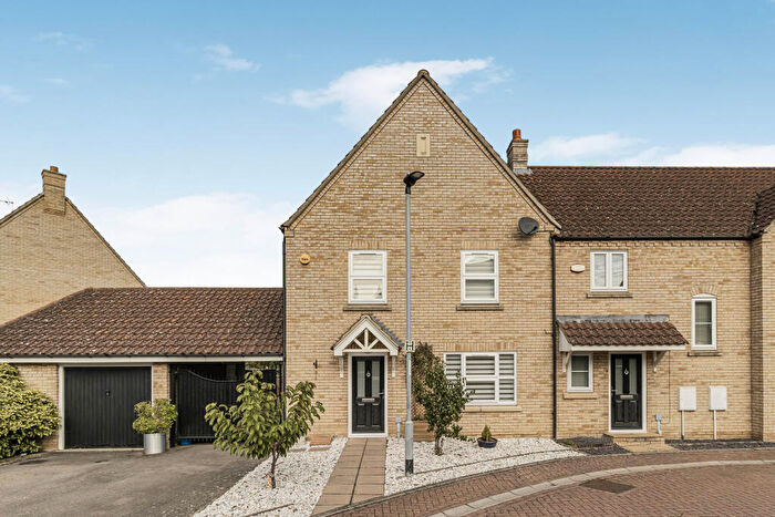4 Bedroom Semi-Detached House For Sale In Collier Close, Ely, Cambridgeshire, CB6