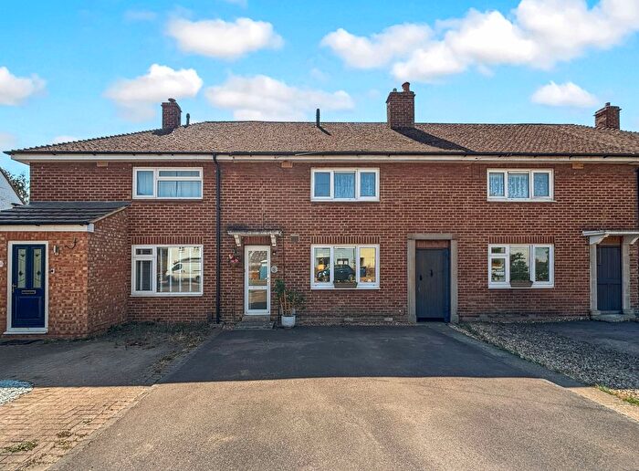 2 Bedroom Terraced House For Sale In Foster Road, Cambridge, CB2