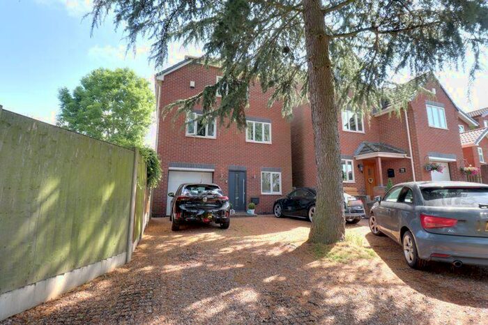 5 Bedroom Detached House To Rent In Castle Bank, Stafford, ST16