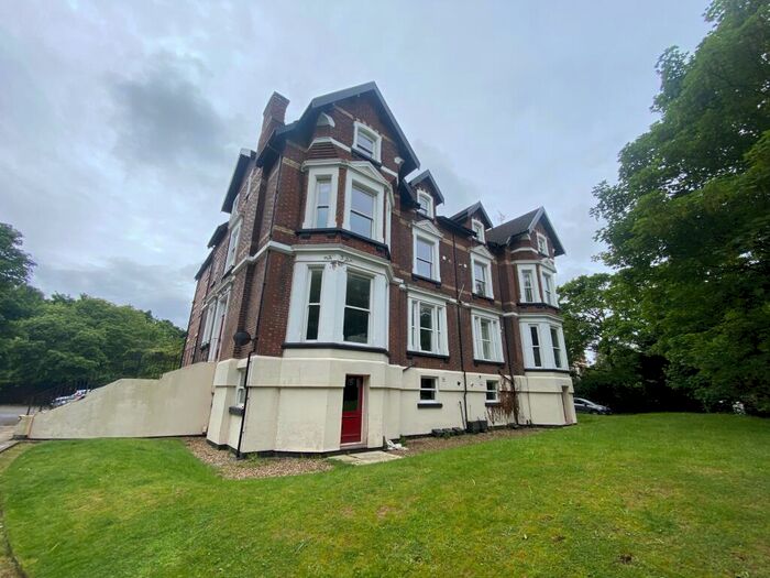 2 Bedroom Flat To Rent In Bramhall Road, Liverpool, L22