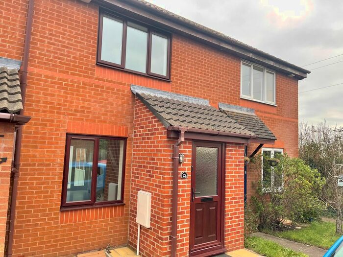 2 Bedroom Terraced House To Rent In Oak Close, Exminster, Exeter EX6