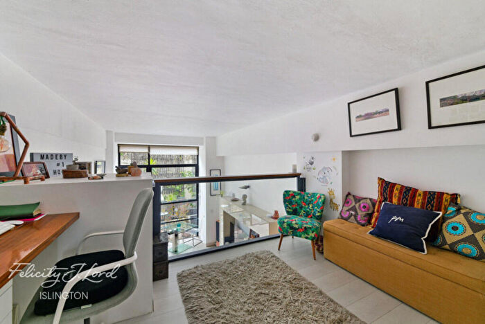 2 Bedroom Apartment For Sale In Citygate House, N1 - Photo 5