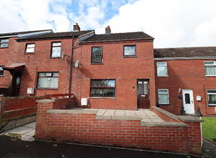 3 Bedroom Mid Terraced House For Sale In Ballyearl Close, Newtownabbey, BT36