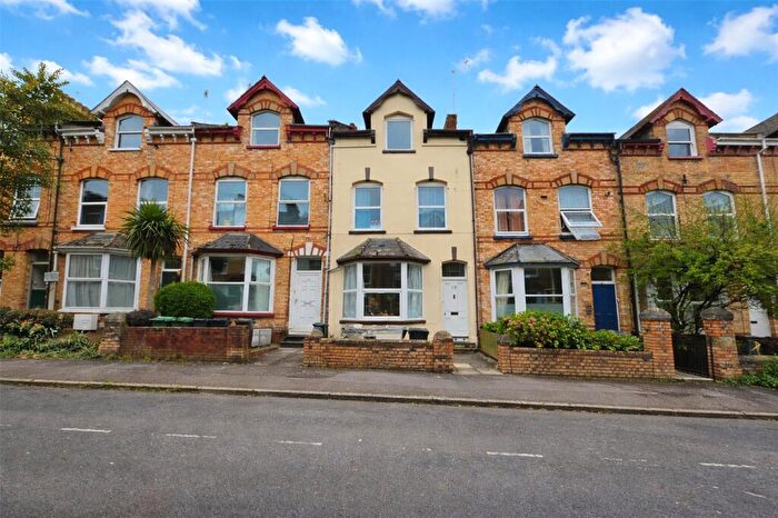 2 Bedroom Apartment To Rent In Raleigh Road, Exeter, Devon, EX1