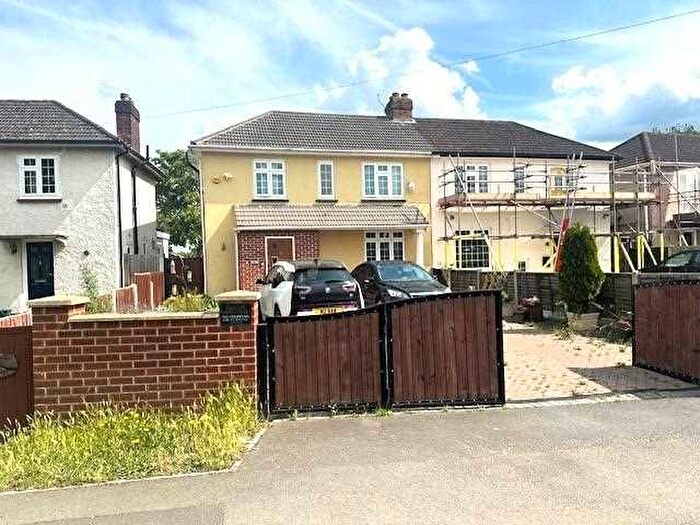 3 Bedroom Semi-Detached House For Sale In Southern Cottages, Horton Road, Stanwell Moor, TW19