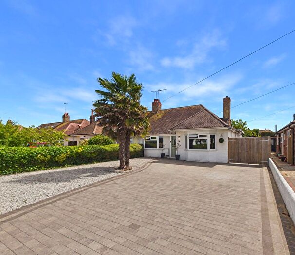 3 Bedroom Semi-Detached Bungalow For Sale In Burnham Road, Worthing, BN13
