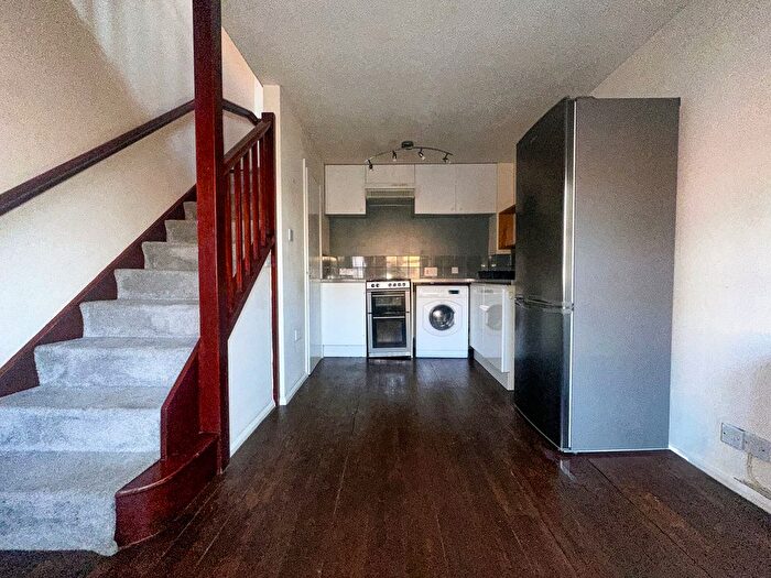 1 Bedroom Terraced House To Rent In Kerridge Close, Cambridge, CB1