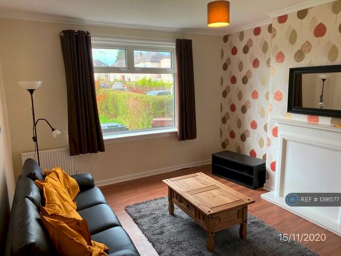 2 Bedroom Flat To Rent In Stenhouse Grove, Edinburgh, EH11