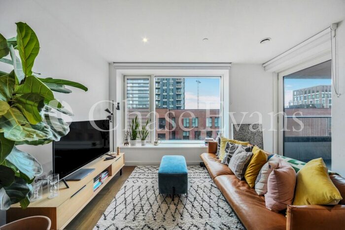 1 Bedroom Flat For Sale In Deacon Street, Elephant & Castle, London, SE17
