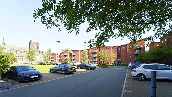 1 Bedroom Flat To Rent In Bouverie Court, Leeds, West Yorkshire, LS9