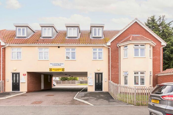 1 Bedroom Flat To Rent In Victory Road, Clacton-On-Sea, CO15