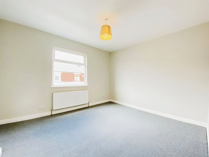 2 Bedroom End Of Terrace House For Sale In Kenyon Street, Gorton, Manchester, M18