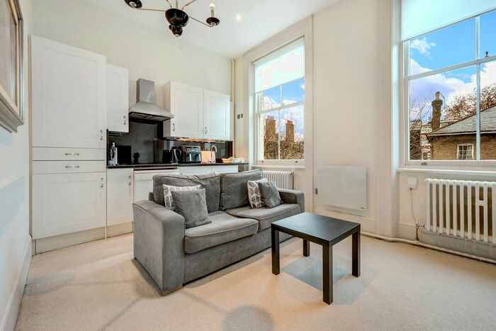 1 Bedroom Flat To Rent In Old Brompton Road, Earls Court, SW5