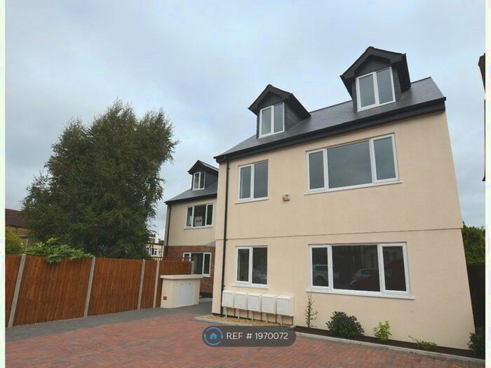 2 Bedroom Flat To Rent In Padua Road, London, SE20