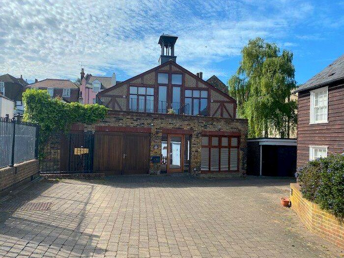 6 Bedroom Detached House To Rent In Bendigo Wharf, Pier Road, Greenhithe, Kent, DA9