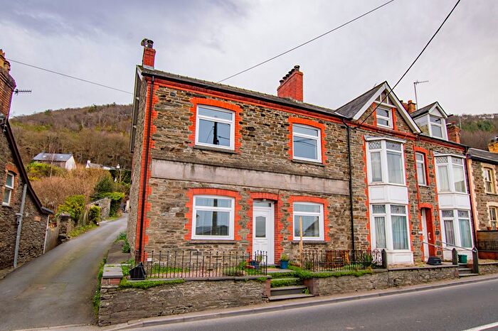 3 Bedroom End Of Terrace House To Rent In Machynlleth, SY20