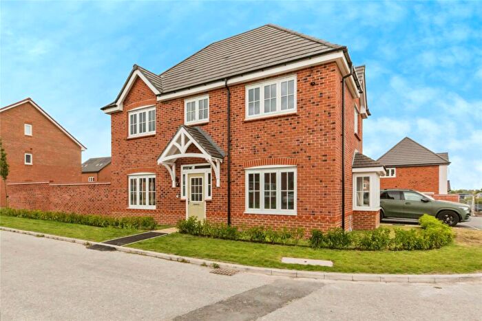 4 Bedroom Detached House For Sale In Clive Road, Crewe, CW1