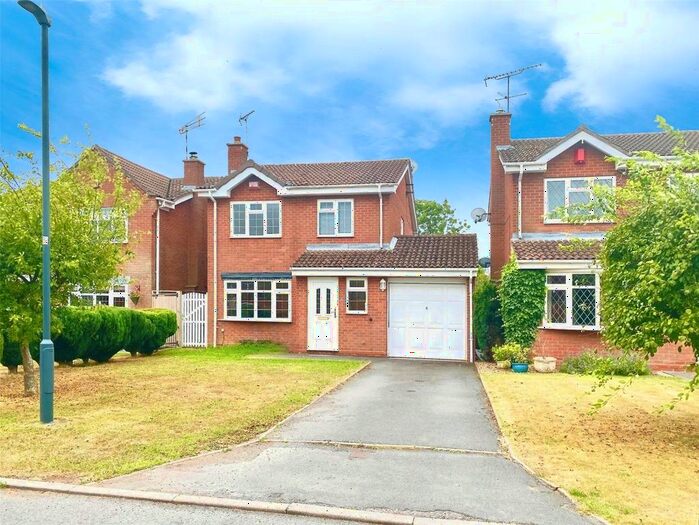4 Bedroom Detached House To Rent In Axminster Close, Nuneaton, Warwickshire, CV11