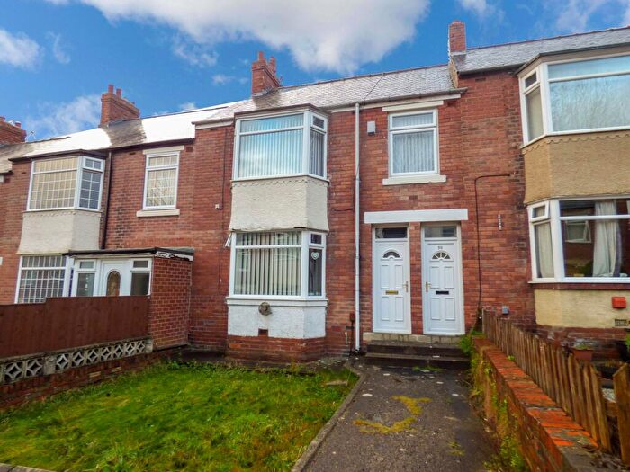 3 Bedroom Flat For Sale In Ridley Gardens, Swalwell, Newcastle Upon Tyne, Tyne And Wear, NE16