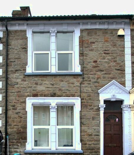 2 Bedroom Flat To Rent In Avon Park, Redfield, BS5