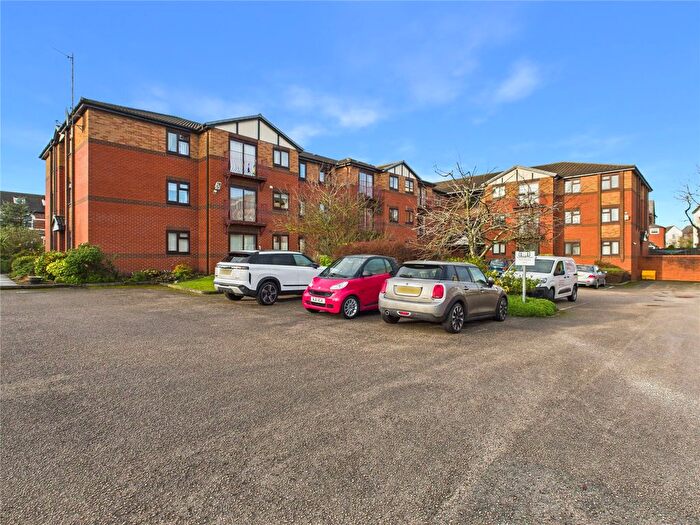2 Bedroom Flat For Sale In Avondale Road, Southport, Merseyside, PR9