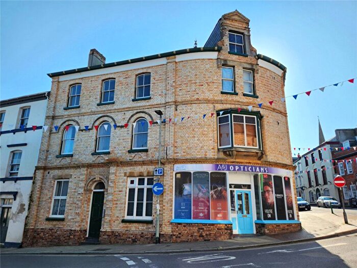 1 Bedroom Flat To Rent In Flat, Fore Street, Great Torrington, EX38