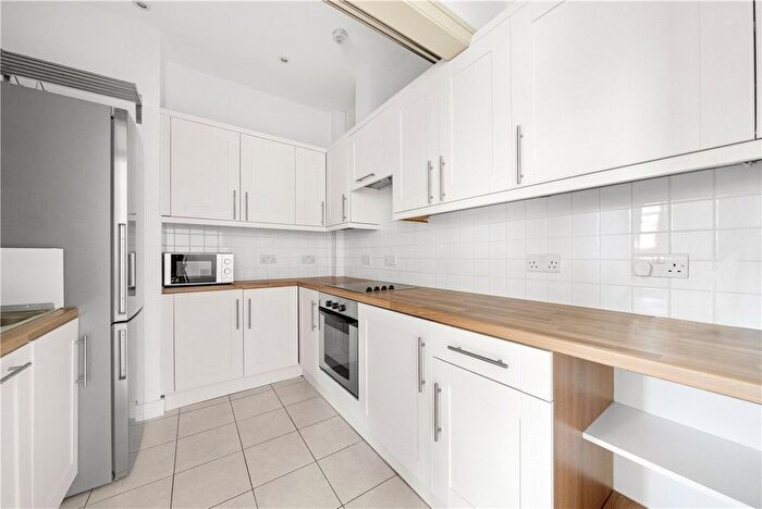 2 Bedroom Flat To Rent In Wimpole Street, London, W1G